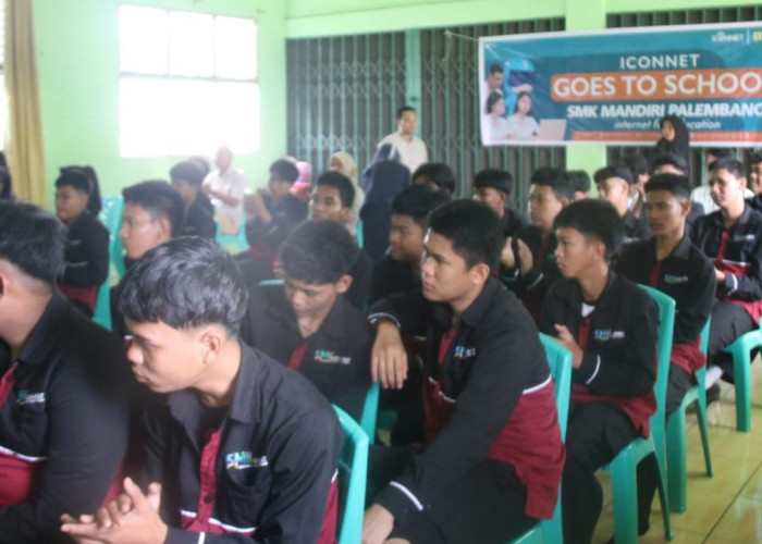 ICONNET Ajak Siswa SMK Mandiri Belajar Langsung Dunia Fiber Optik Lewat Program TEFA
