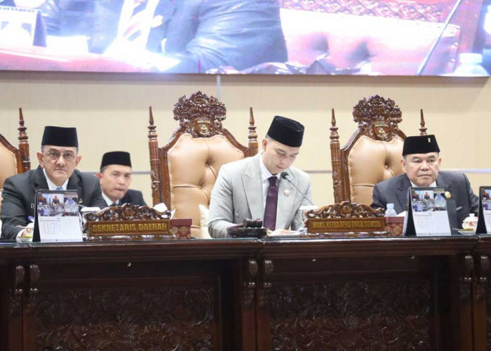 Wakili Gubernur dalam Rapat Paripurna Ke-37, Ini Jawaban Tegas Sekda Sumsel Atas Kritik Pedas Fraksi DPRD