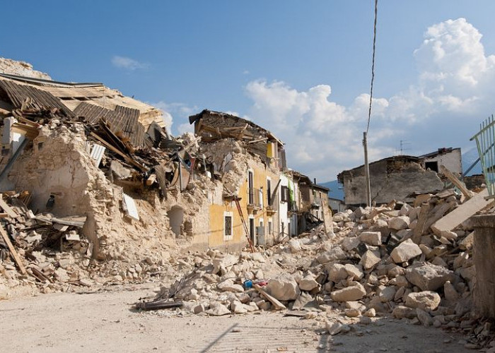 Belajar Dari Gempa Cianjur, Ini 6 Cara Atasi Trauma Akibat Gempa