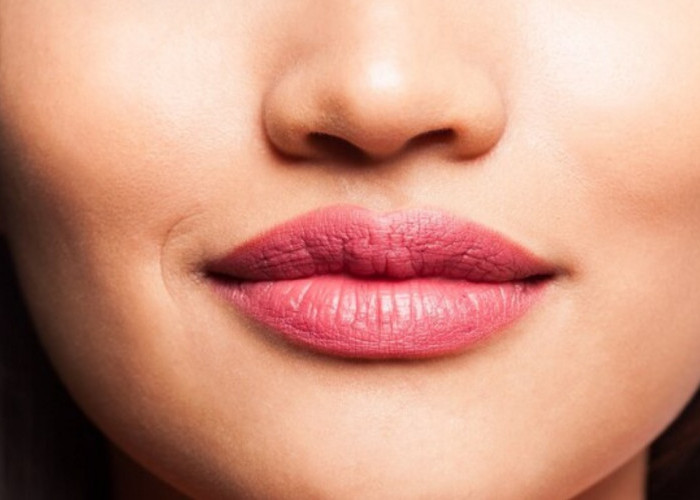 Punya Bibir Tebal Tapi Gak Pede? Ini 4 Cara Agar Bibir Terlihat Tipis dan Menawan