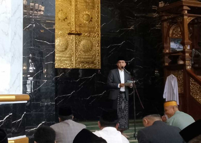 Salat Ied di Masjid Agung An-Nur, Bupati Panca Sebut Ini Salat Idul Fitri Terakhir Dimasa Jabatannya