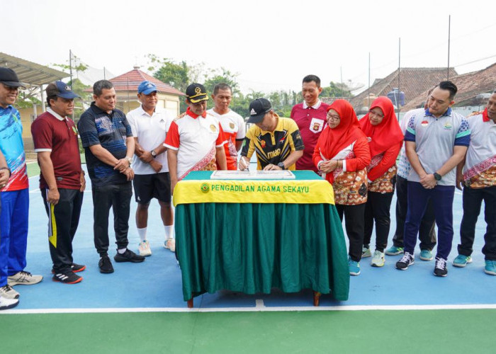 Mantap, Fasilitas Olahraga di Sekayu Bertambah, Pj Bupati Muba Resmikan Lapangan Tenis Pengadilan Agama