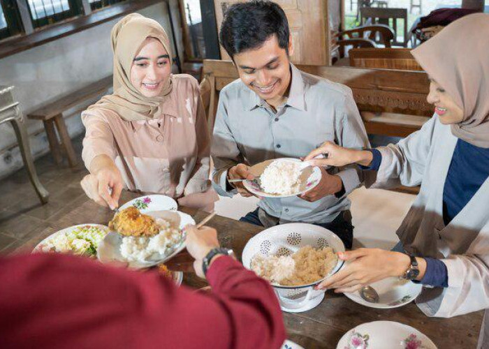 Bikin Cepat Lapar, Inilah 5 Makanan yang Sebaiknya Dihindari saat Sahur Puasa Ramadan 