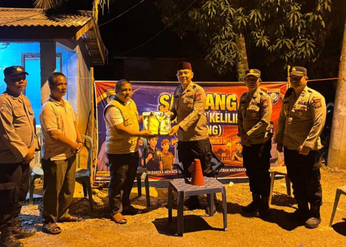 Turun Langsung Malam Hari, Kapolres Prabumulih Sambangi Pos Satkamling Desa Kemang Tanduk