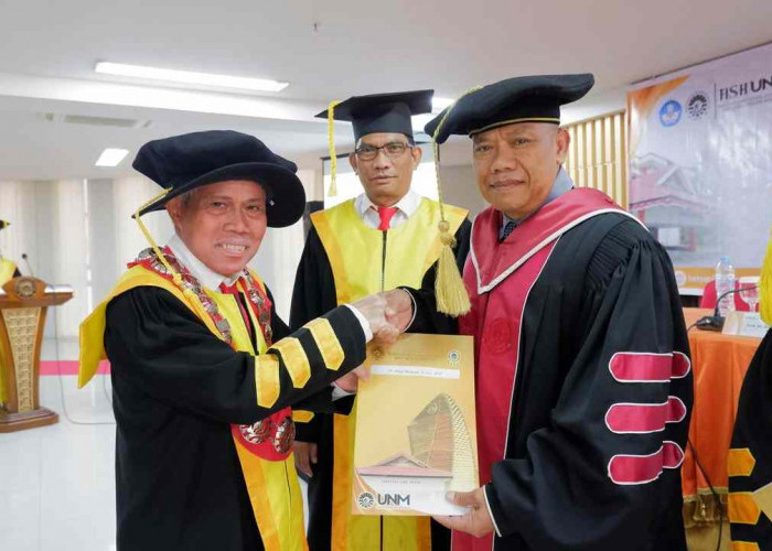 Kapus Program Bela Negara LPPM Unhan RI Jadi Penguji Eksternal Promosi Doktor UNM Makassar