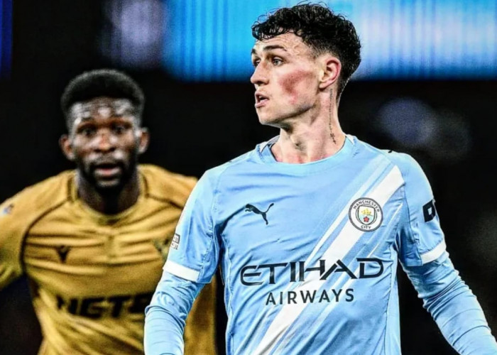 Kemenangan Telak Manchester City menunda harapan Arsenal meraih gelar juara Liga Premier