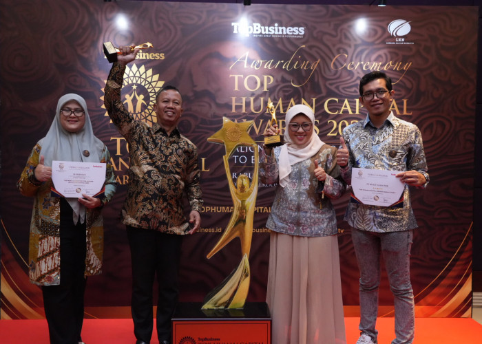 PT Bukit Asam Sukses Raih 2 Penghargaan di Ajang TOP Human Capital Awards 2024