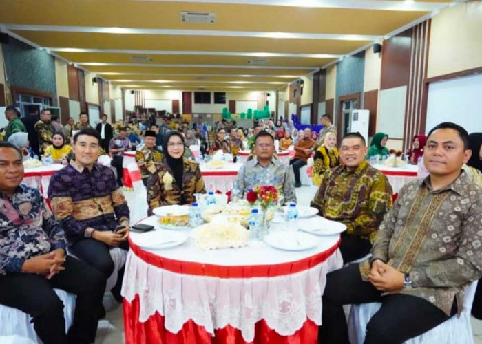 Momen Haru Kenal Pamit Kajari Prabumulih: Dari Orang Asing Hingga Jadi Bagian Keluarga