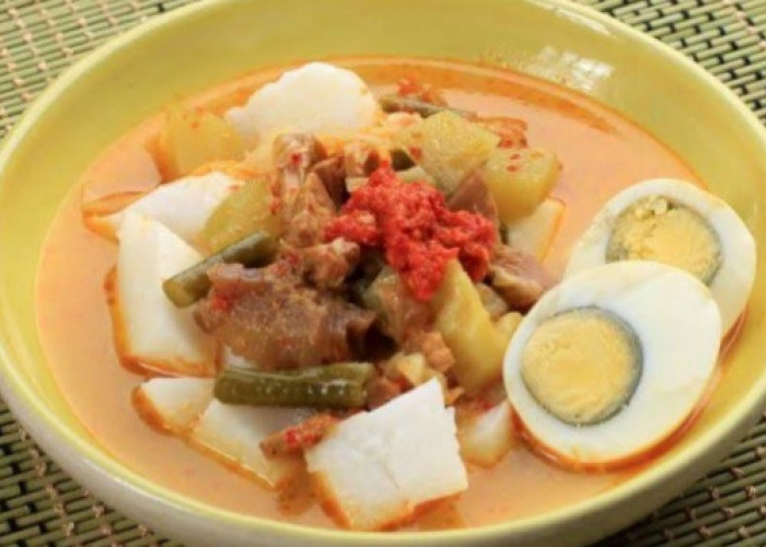 Kuahnya Legit dan Otentik Banget! Rekomendasi 5 Kedai Makan Lontong Sayur di Palembang, Harga Murce