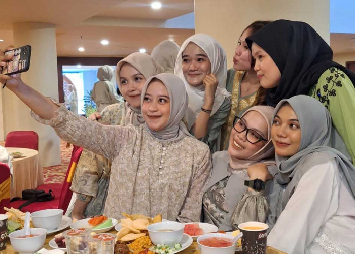 Bukber Bertabur Hadiah: Makan All You Can Eat di Ayola Sentosa Palembang, Pulang Bawa TV 32 Inch