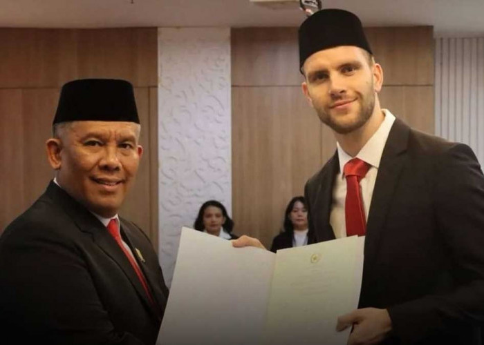 Marteen Paes Resmi WNI, Bisa Debut Timnas Indonesia Lawan Irak Juni 