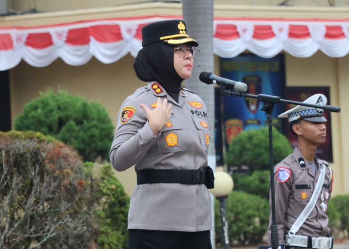 Pimpin Apel Perdana, Kapolres Ogan Ilir AKBP Rizka Aprianti Tekankan Disiplin dan Pelayanan Humanis