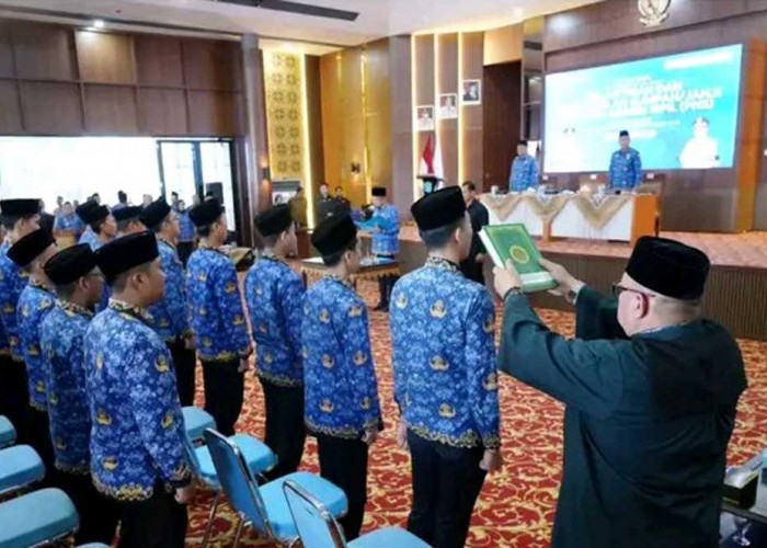 Bupati Panca Wijaya Akbar Lantik 122 PNS Ogan Ilir, Ini Pesan Tegasnya untuk Tenaga Medis dan Teknis