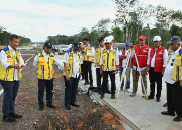Menteri Basuki Cek Lokasi, Tol Palembang – Betung Diprediksi Tuntas Awal 2025