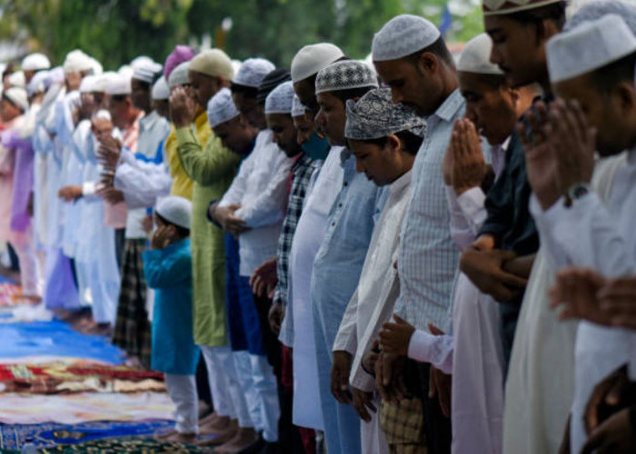 Terlambat Sholat Idul Fitri, Apa yang Harus Dilakukan? Ini Kata Buya Yahya