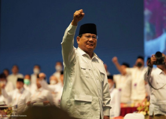 Survei PRC: Elektabilitas Prabowo Melesat 35 Persen, Ganjar dan Anies Stagnan
