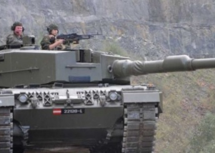 Serangan Balik Gagal, Belasan Tank Ukraina Hancur