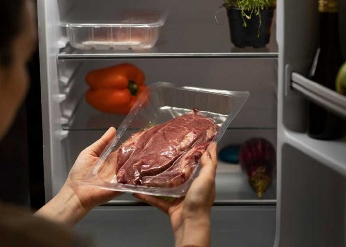Tips Menyimpan Daging Kurban di Kulkas, Awet Sampai Setahun!               