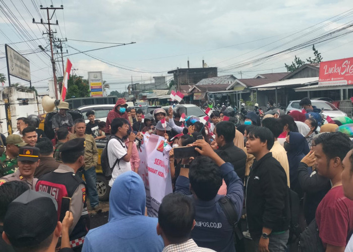 Aliansi Silampari Gelar Unjuk Rasa, Kejari Lubuklinggau Pastikan Kasus UU ITE Segera Disidangkan 