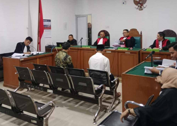 Kasus Dugaan Korupsi Pompa Karhutla Rp1,1 Miliar, 2 Terdakwa Dituntut 5 Tahun Bui