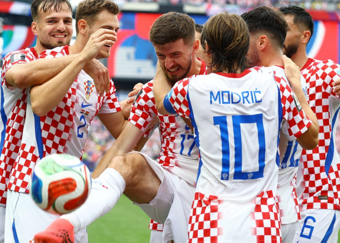 'Silakan Bermain Sampai Kapan Pun Dia Mau' Pujian Setinggi Langit Petar Sucic untuk Luka Modric