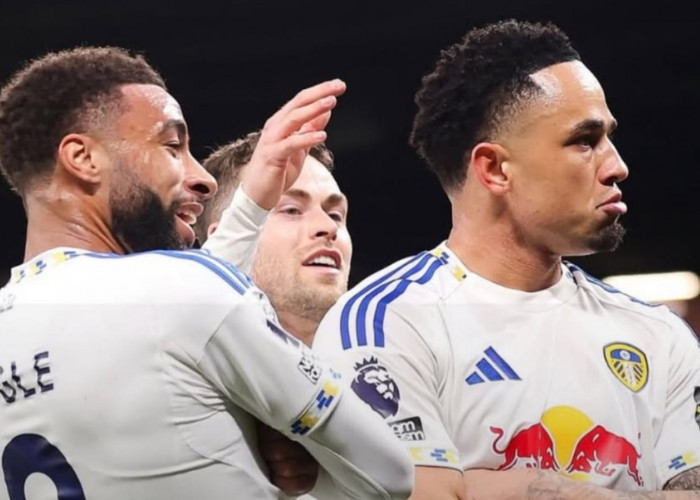 Manchester United 1-2 Leeds United:Dua Gol Okafor Memberi Kemenangan Pertama di Old Trafford sejak 1981