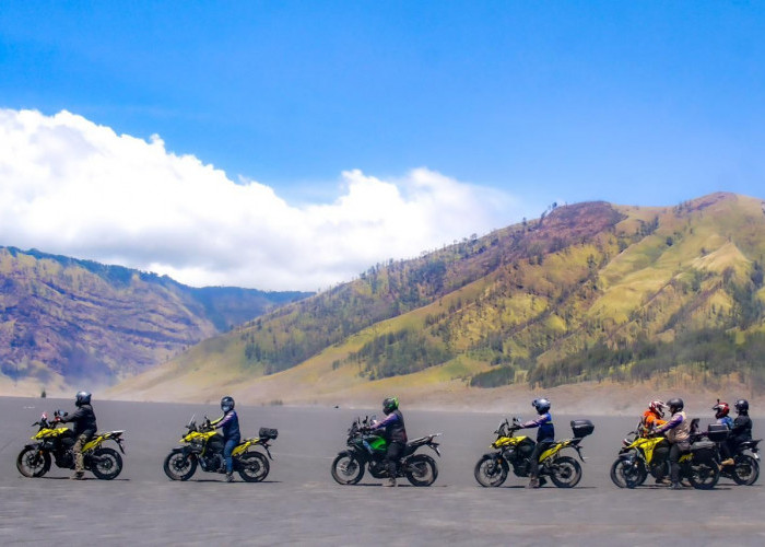 Touring ke Bromo, Suzuki Edukasi Safety Riding untuk Pengendara V-Storm 250SX