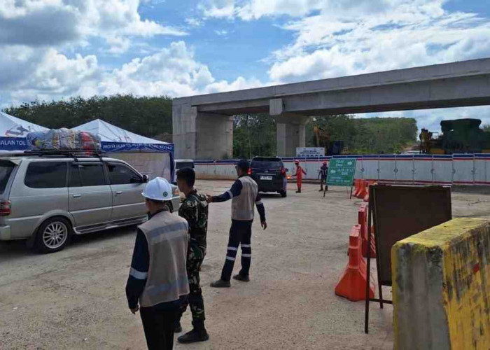 Antisipasi Penumpukan Kendaraan, Tol Fungsional Palembang-Betung Terapkan Rekayasa Lalu Lintas