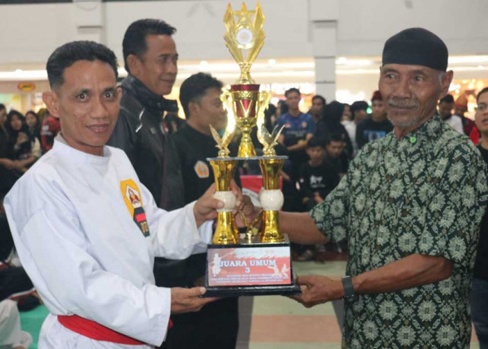 Anggota Polda Sumsel Raih Juara di Ajang Festival Pencak Silat di Palembang, Ini Manfaat Pencak Silat