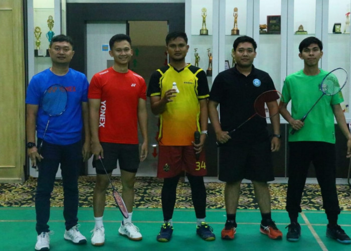 Semarak HUT Kemerdekaan PLN Icon Plus Sumbagsel, Lomba Badminton Jadi Sorotan