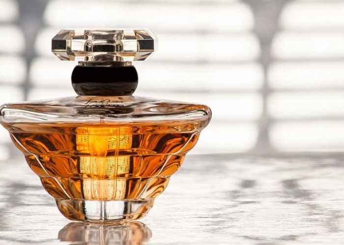 5 Rekomendasi Parfum Lebaran 2024 yang Wanginya Tahan Seharian, Gak Zaman Bau Badan Saat Hari Raya 