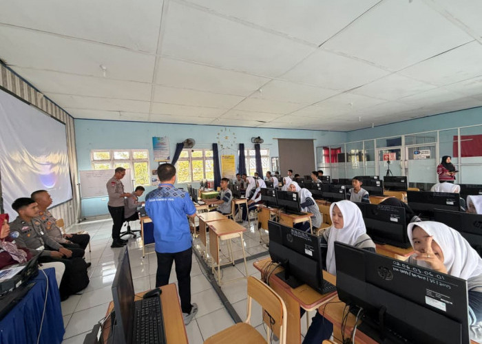 Cegah Pelajar Terjerat UU ITE, Polres Lubuk Linggau Gencarkan Edukasi Media Sosial