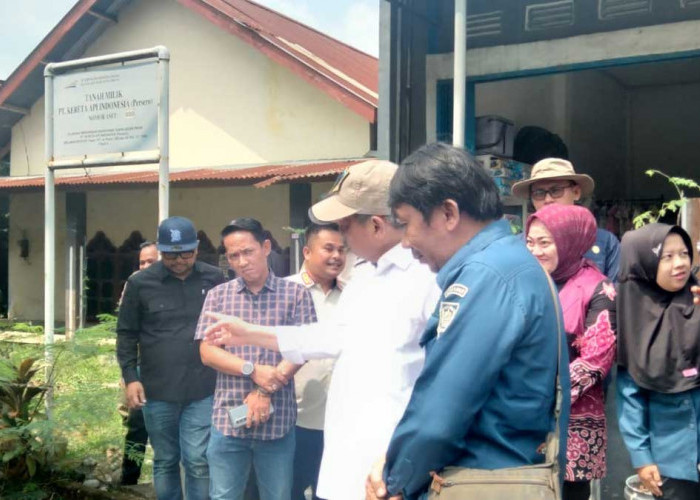 Gercep Atasi Masalah Banjir Tahunan, Bupati Lahat H Bursah Zarnubi Tinjau Langsung 6 Titik Saluran Drainase
