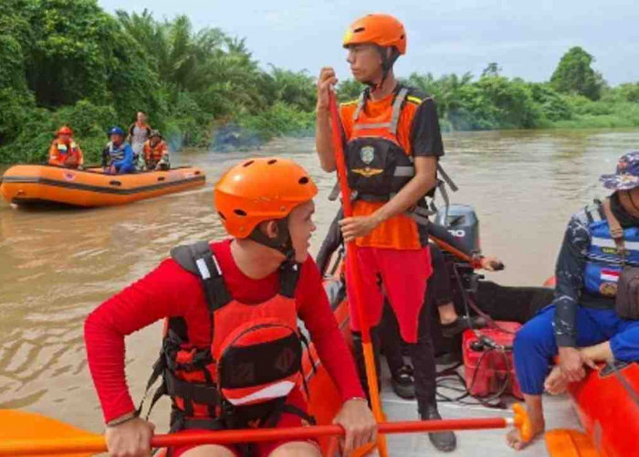 Tragedi Hari Pertama Lebaran di OKI: Speedboat Tersedot Pusaran Air, Pengemudi Hilang!