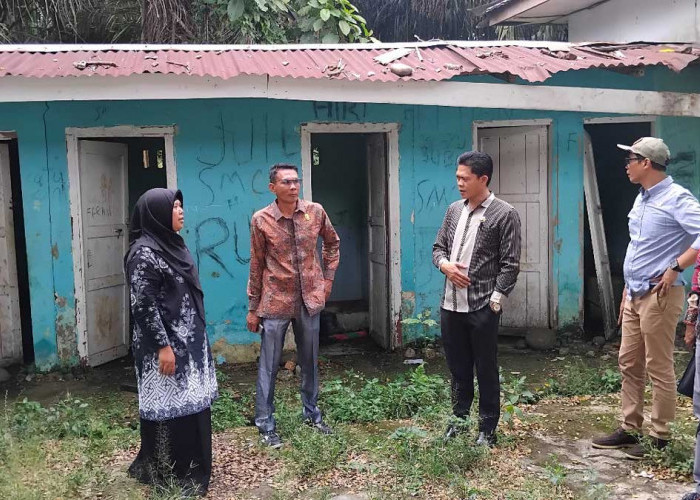 Potret Miris SMPN 1 Kota Agung Lahat: Berdiri Sejak 1979, Kini Siswa Belajar di Kelas Papan dan Kursi Plastik