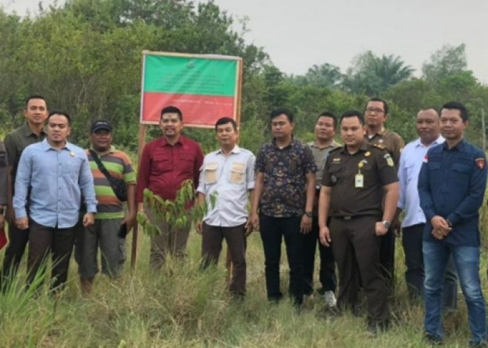 Aset Tanah Seluas 3,6 Hektar Milik Mantan Kadis PMD Disita Penyidik Kejari Muba