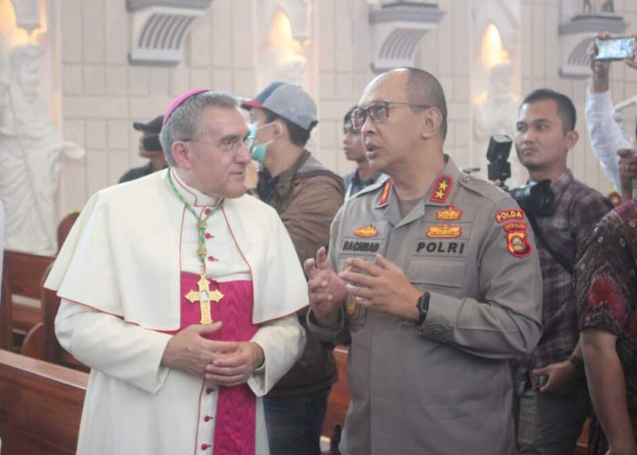 Kapolda Sambut Kedatangan Dubes Vatikan Mgr Piero Pioppo di Palembang