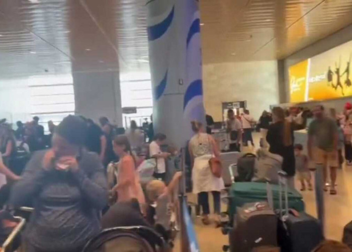 Balas Serangan Israel, Houthi Tembakkan Rudal Balistik ke Bandara Ben Gurion