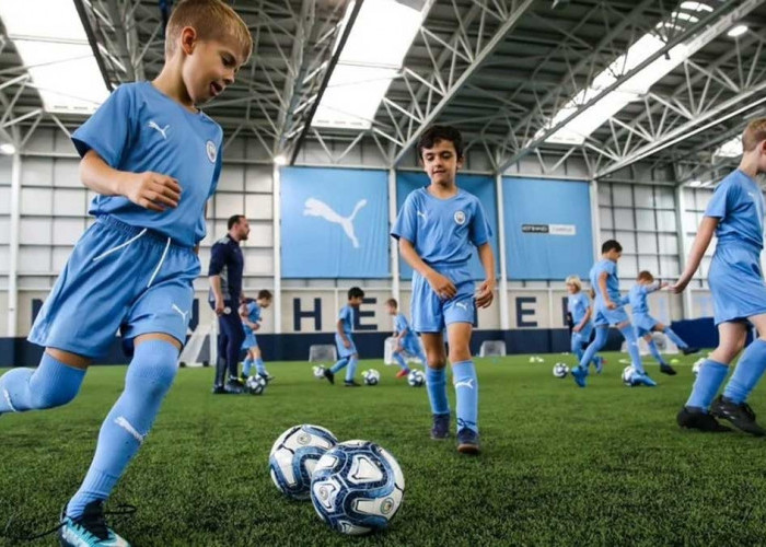 Pantas Manchester United Menang, Bermain Seperti Tim U-15 Manchester Makin City Hancur! 