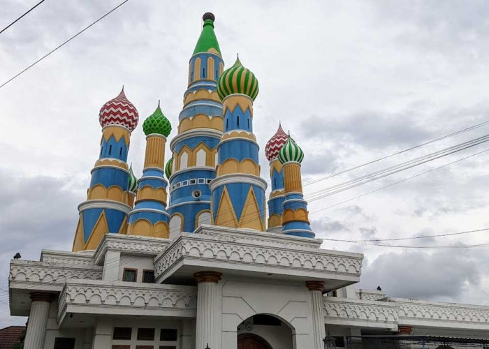 Mirip Landmark Rusia, Atap dan Kubah Masjid di Yogyakarta Ini Unik dan Warna-Warni