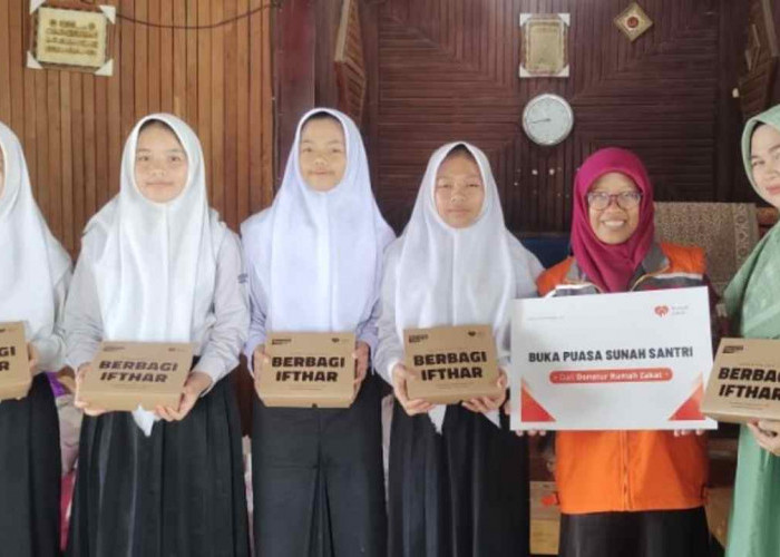 Berbagi Kebaikan di Hari Santri, Rumah Zakat Beri Bantuan Ini pada Santri Hidayatullah  