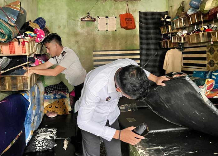Cegah Gangguan Kamtib, Ini Hasil Razia Petugas di Sudut Kamar Hunian Rutan Baturaja