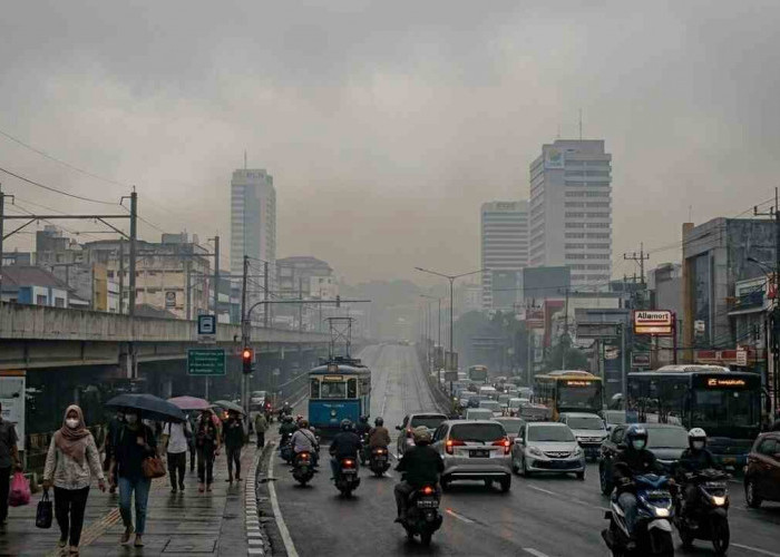Prakiraan Cuaca Sumsel Hari Ini: Palembang Hujan Ringan, Mayoritas Wilayah Diselimuti Udara Kabur!