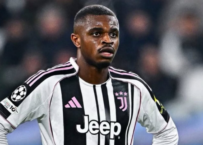 Juventus Menolak Tawaran Manchester United untuk Mendapatkan Bek Kunci