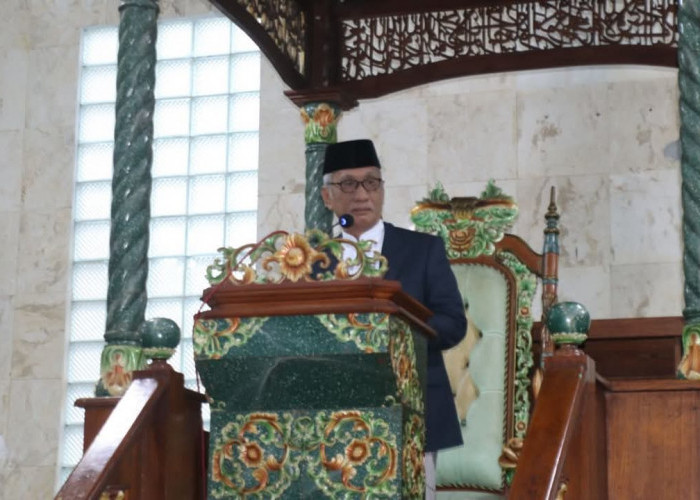 Wakil Wali Kota Lubuk Linggau Sholat Idul Adha di Masjid Agung As-Salam