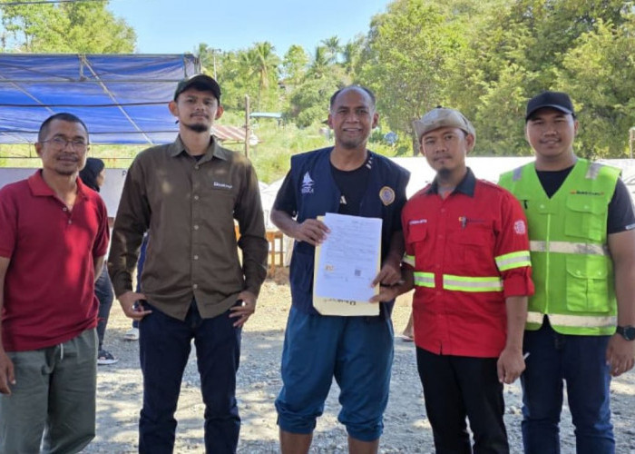 PTBA Salurkan Bantuan Instalasi Air Bersih Siap Minum untuk Korban Bencana di Manggarai Timur NTT