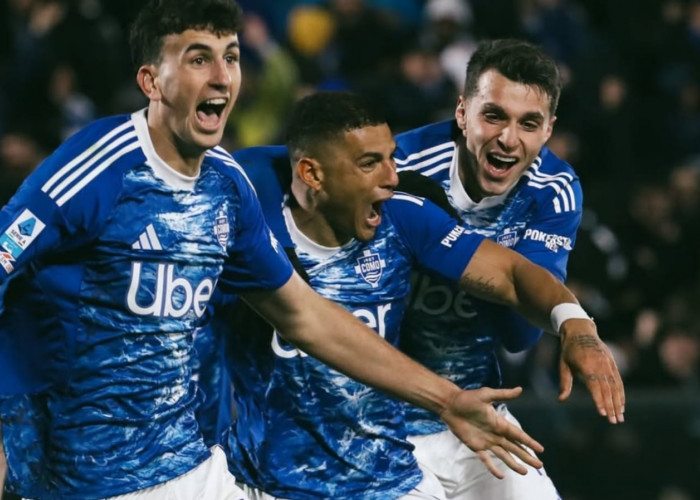 Fabregas Membawa Como ke Empat Besar Serie A Carlos Cetak Gol Kemenangan atas Roma