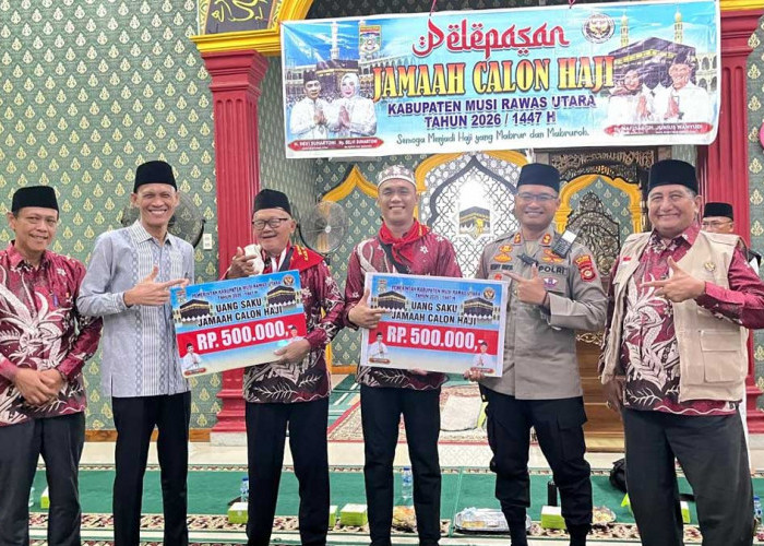 Wujud Pelayanan Prima! Polres Muratara Kawal Ketat Keberangkatan Jemaah Haji dari Masjid Baitus Saleh