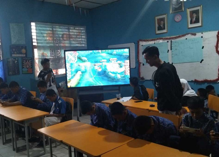 SMPN 3 Lahat Bikin Heboh Gelar Turnamen Mobile Legend dan Free Fire Saat Class Meeting