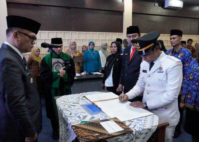 Pesan Menohok Bupati Joncik Saat Lantik Pejabat Empat Lawang